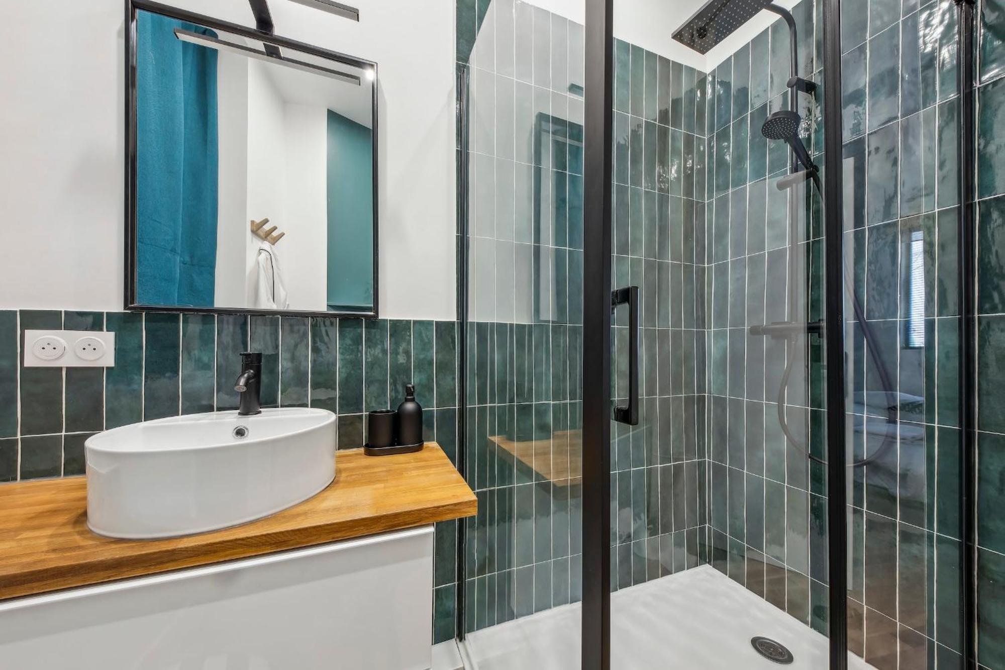 Le Louvre Apt Apartment Париж Екстериор снимка